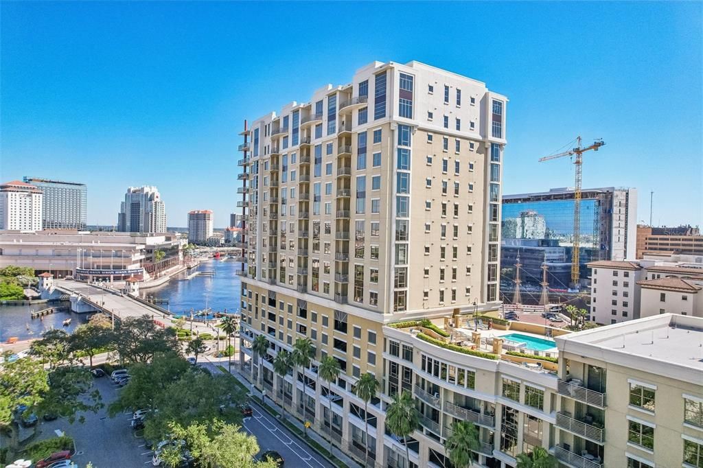 待售: $995,000 (2 贝兹, 2 浴室, 1593 平方英尺)