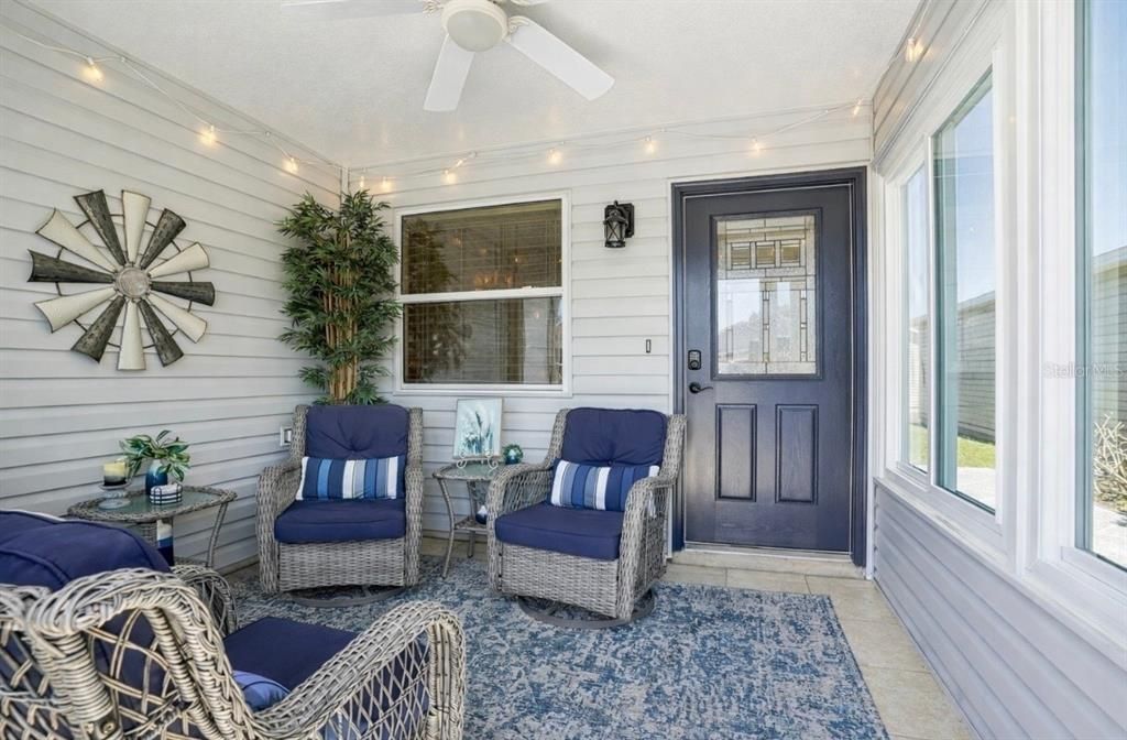For Sale: $310,000 (2 beds, 2 baths, 1156 Square Feet)
