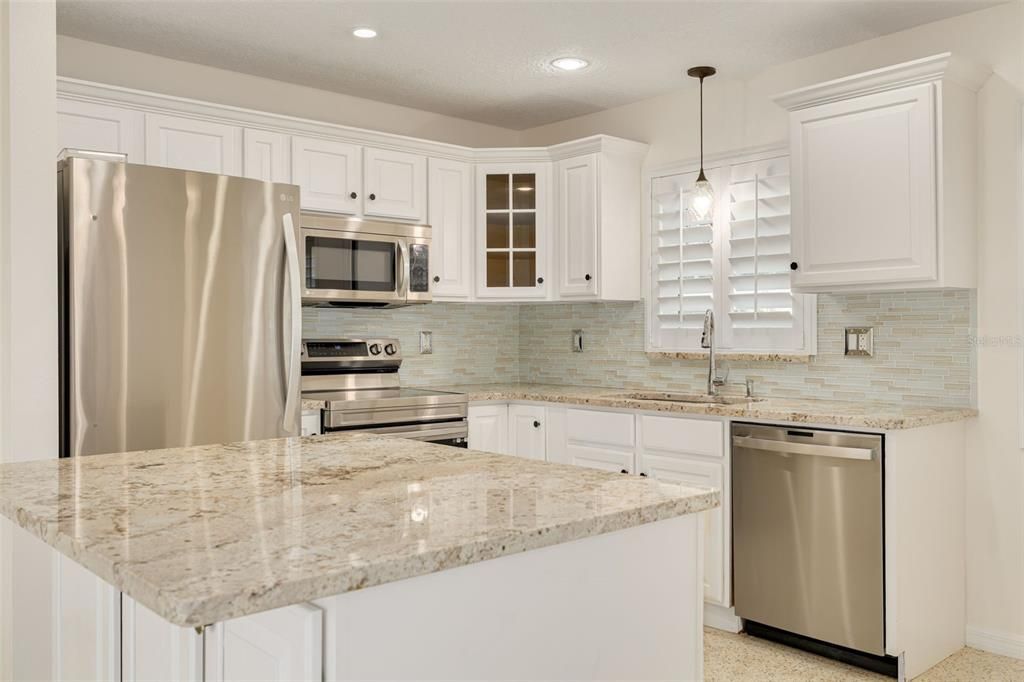 For Sale: $525,000 (3 beds, 2 baths, 1114 Square Feet)