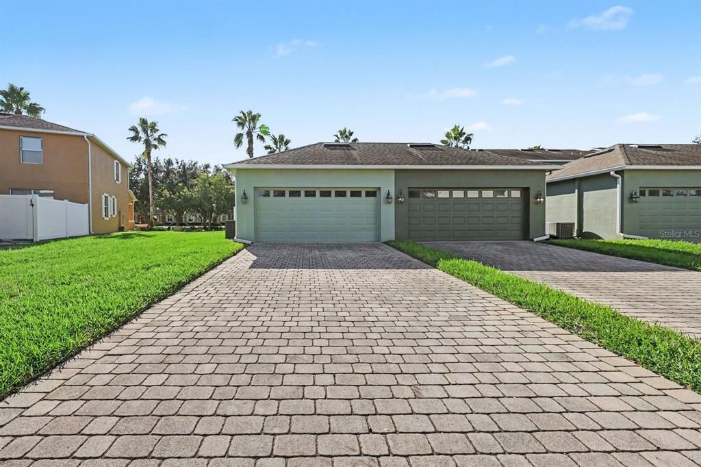 For Sale: $399,900 (3 beds, 2 baths, 1751 Square Feet)