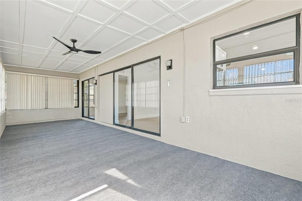 For Sale: $269,900 (2 beds, 2 baths, 1190 Square Feet)