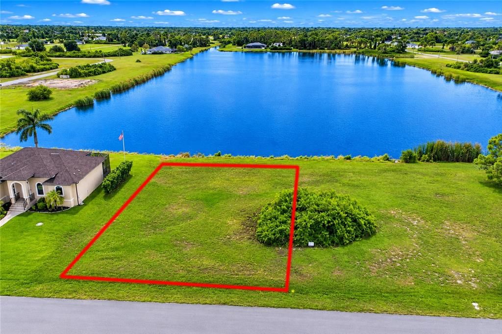 En Venta: $49,500 (0.19 acres)