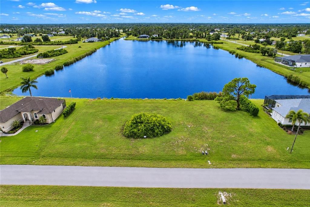 En Venta: $49,500 (0.19 acres)