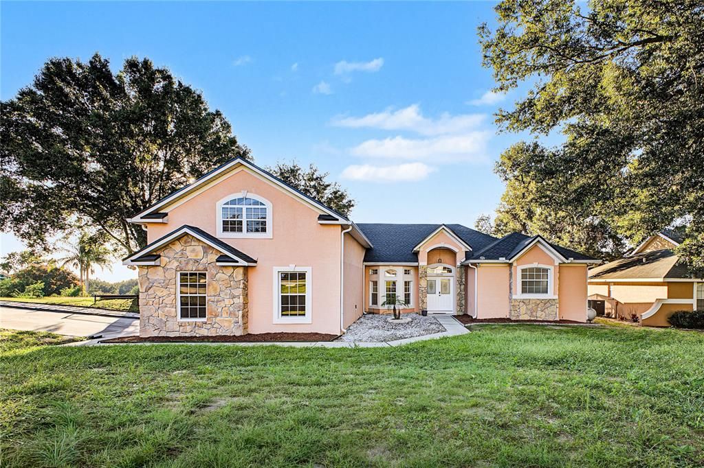For Sale: $535,000 (4 beds, 3 baths, 2780 Square Feet)