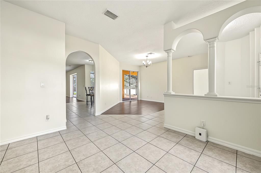 For Sale: $535,000 (4 beds, 3 baths, 2780 Square Feet)