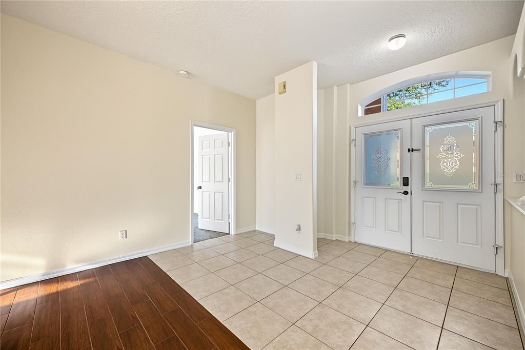 For Sale: $535,000 (4 beds, 3 baths, 2780 Square Feet)