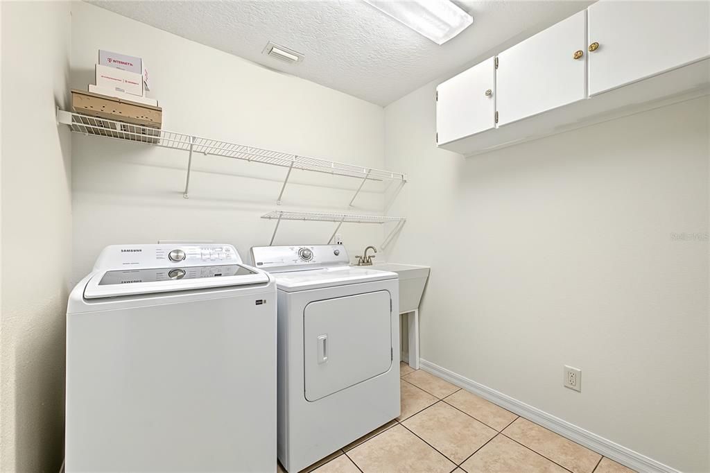 For Sale: $535,000 (4 beds, 3 baths, 2780 Square Feet)