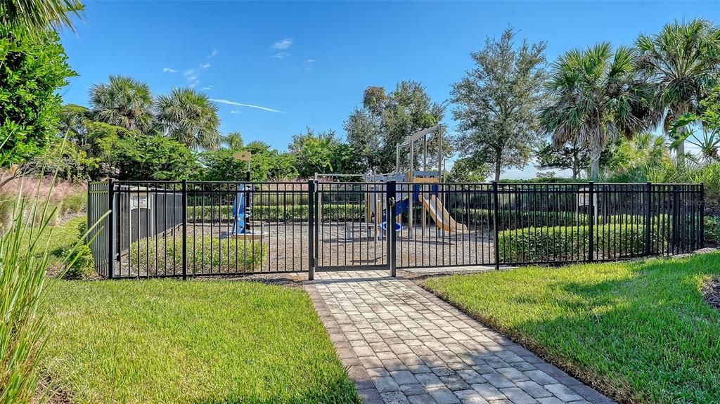En Venta: $625,000 (2 camas, 2 baños, 1696 Pies cuadrados)