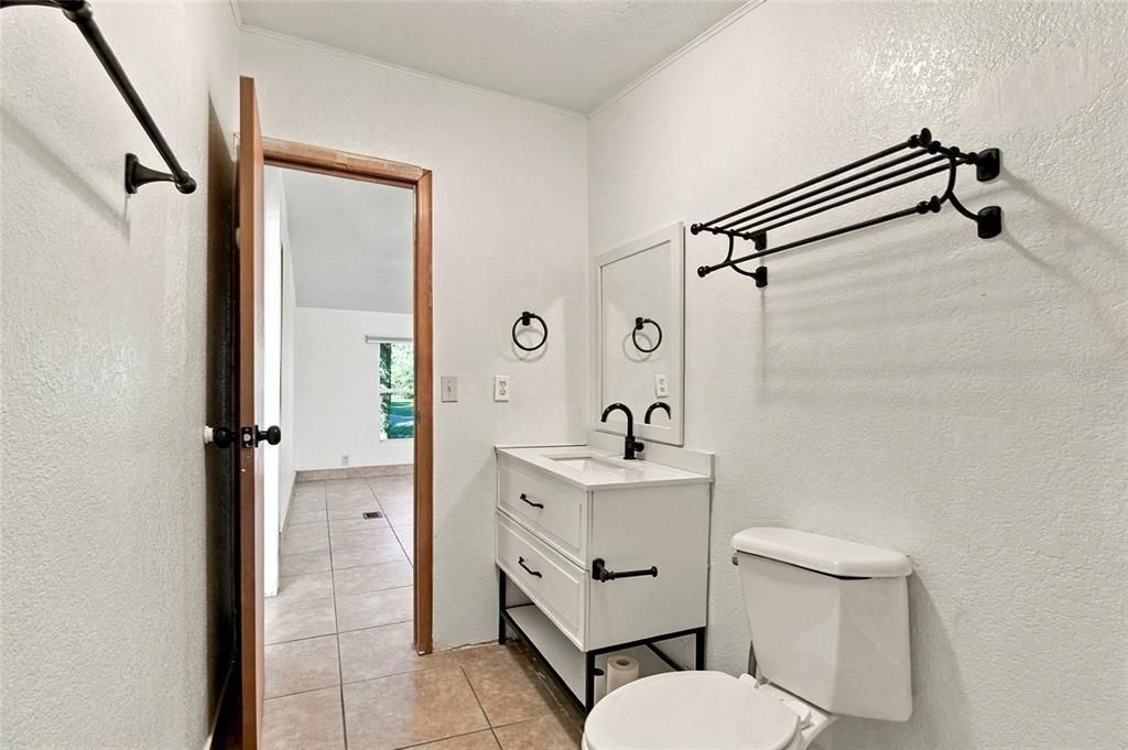 En Venta: $195,000 (3 camas, 2 baños, 936 Pies cuadrados)