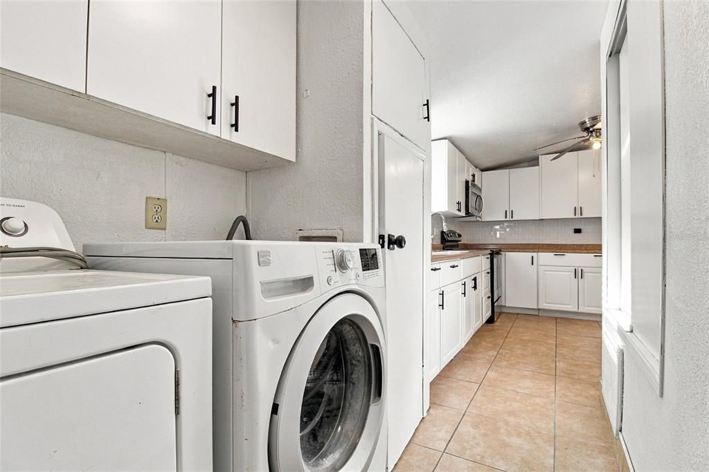 En Venta: $195,000 (3 camas, 2 baños, 936 Pies cuadrados)