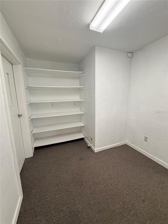 For Sale: $10,500 (0 beds, 0 baths, 864 Square Feet)