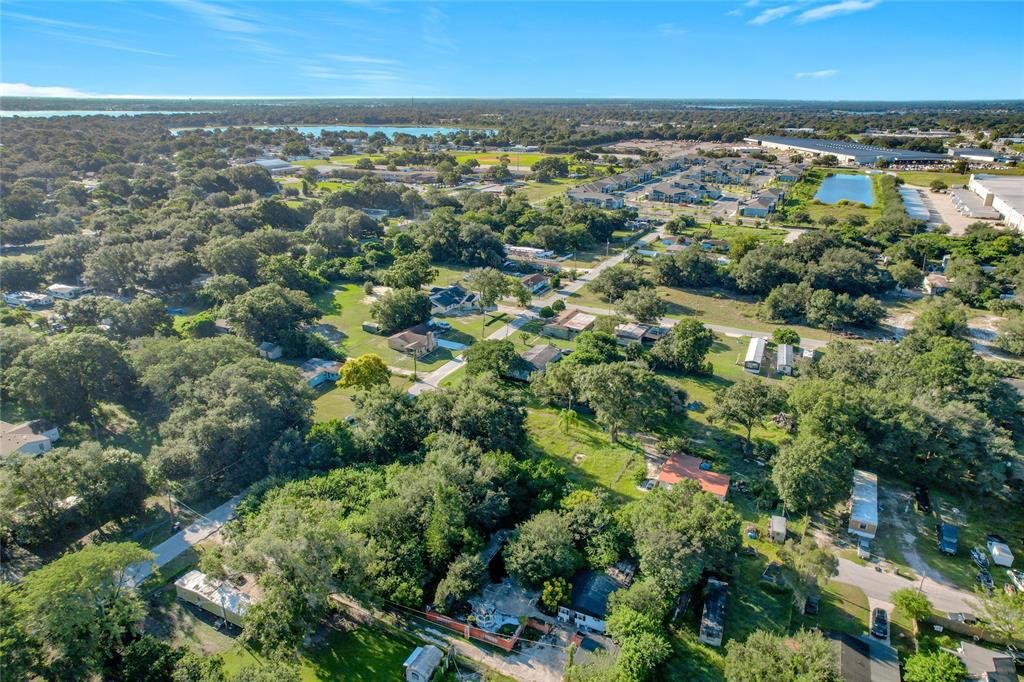 На продажу: $180,000 (0.68 acres)