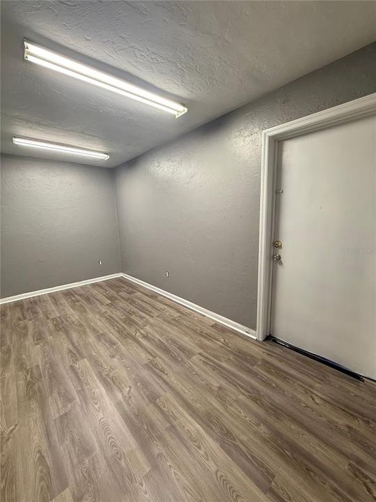 For Sale: $11,100 (0 beds, 0 baths, 864 Square Feet)