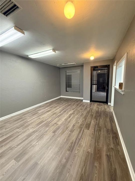 For Sale: $11,100 (0 beds, 0 baths, 864 Square Feet)