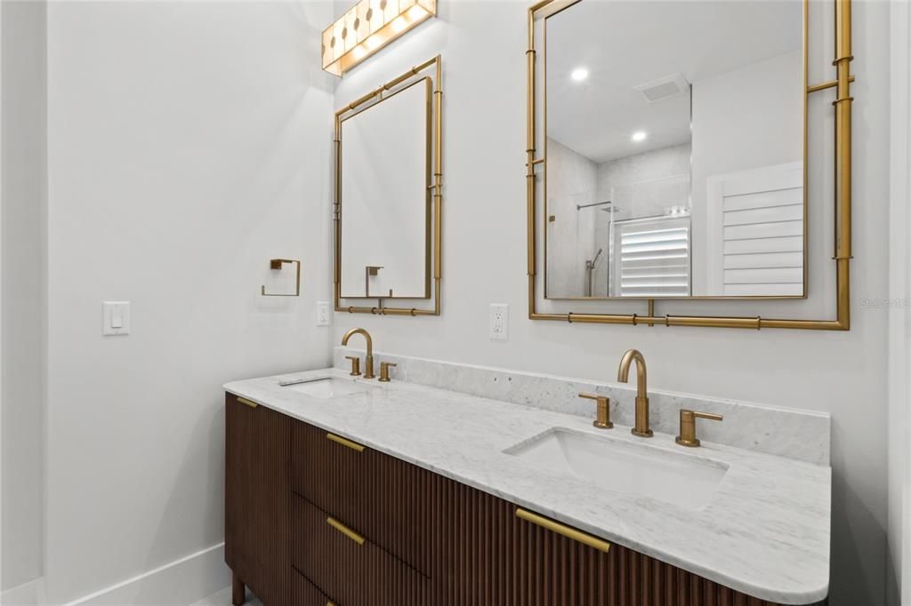 En Venta: $1,575,000 (2 camas, 2 baños, 1011 Pies cuadrados)