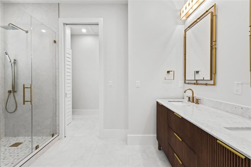En Venta: $1,575,000 (2 camas, 2 baños, 1011 Pies cuadrados)