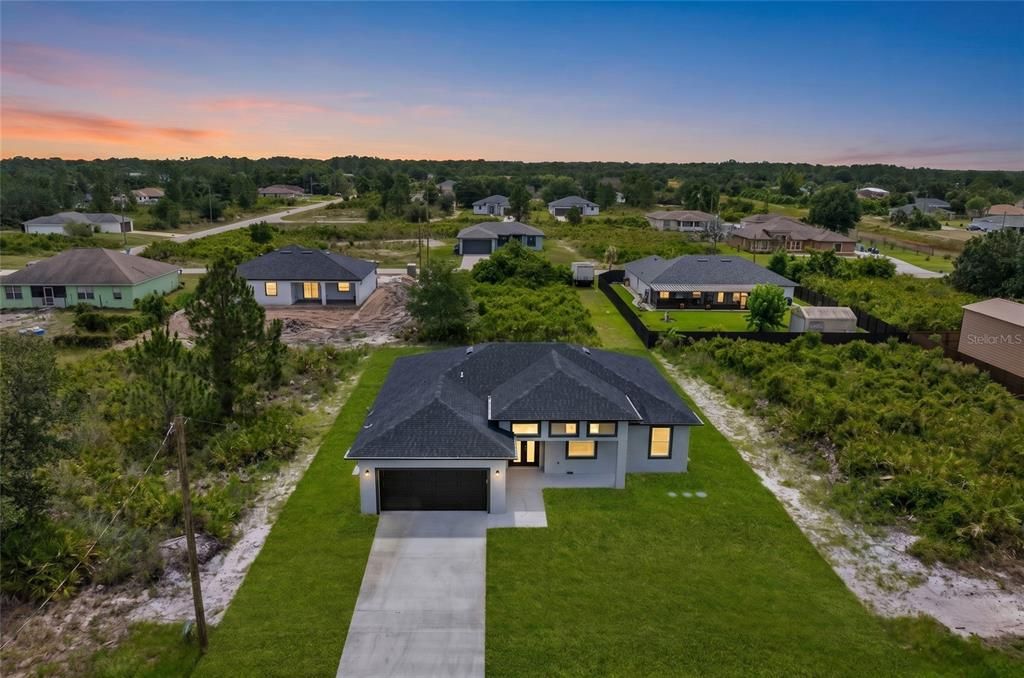 На продажу: $355,000 (3 спален, 2 ванн, 1719 Квадратных фут)