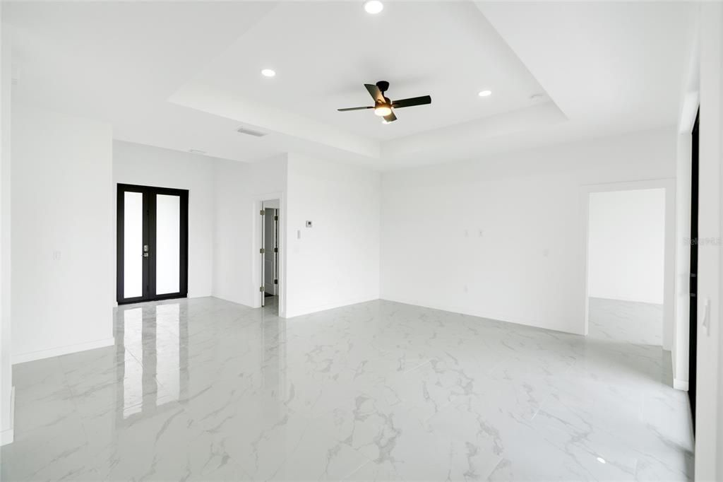 На продажу: $355,000 (3 спален, 2 ванн, 1719 Квадратных фут)