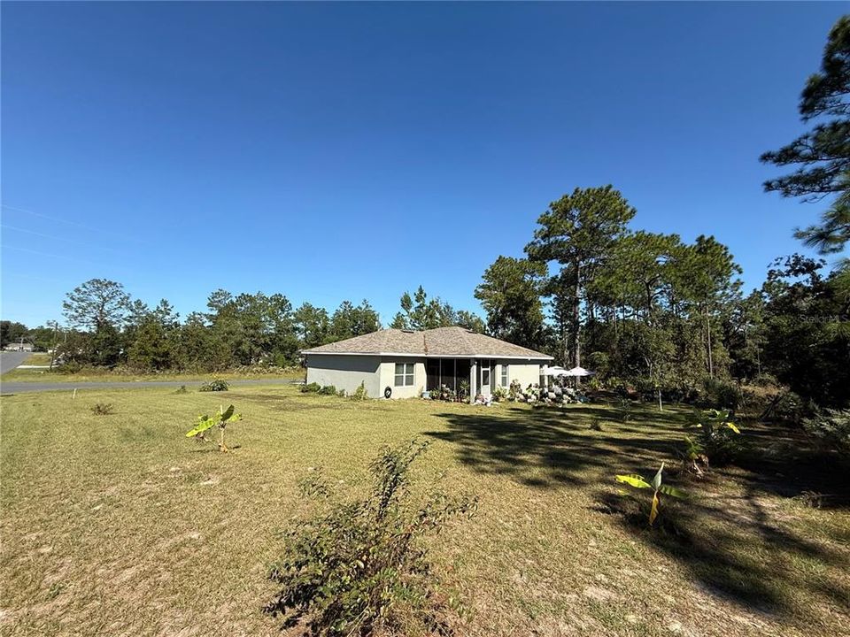 For Sale: $319,000 (4 beds, 2 baths, 1531 Square Feet)