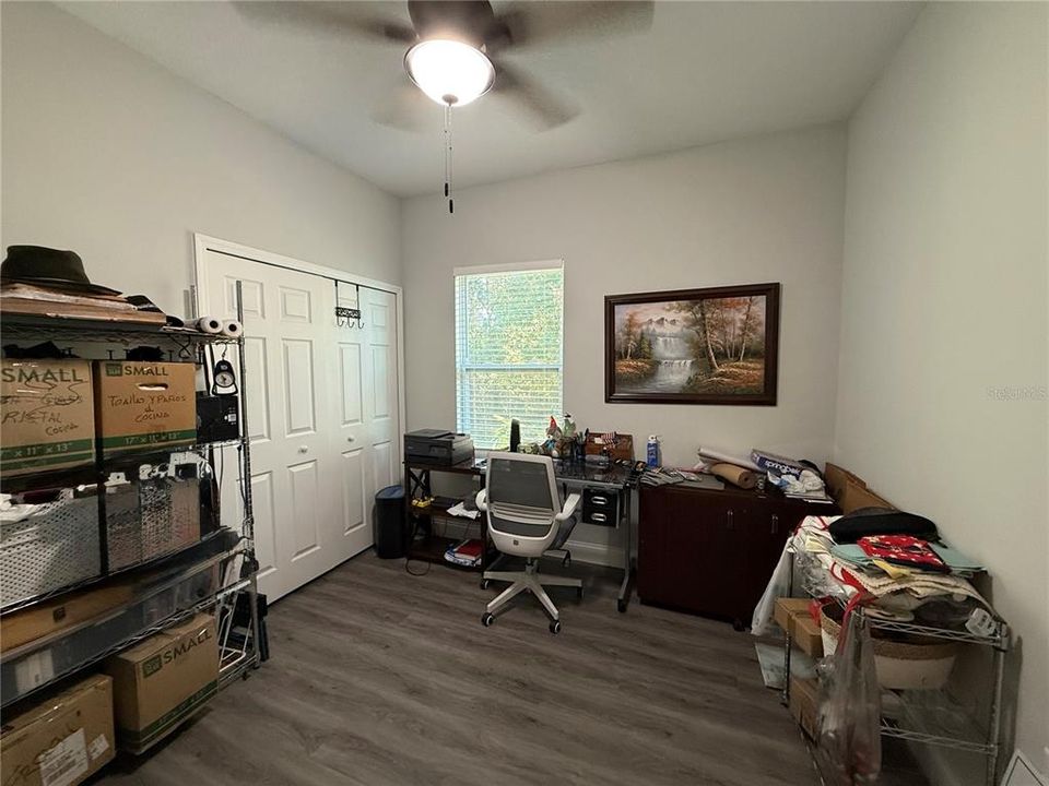 For Sale: $319,000 (4 beds, 2 baths, 1531 Square Feet)