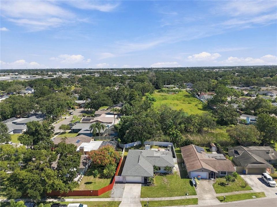 En Venta: $529,900 (4 camas, 2 baños, 1792 Pies cuadrados)