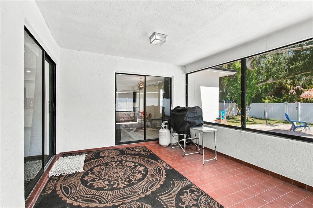 En Venta: $529,900 (4 camas, 2 baños, 1792 Pies cuadrados)