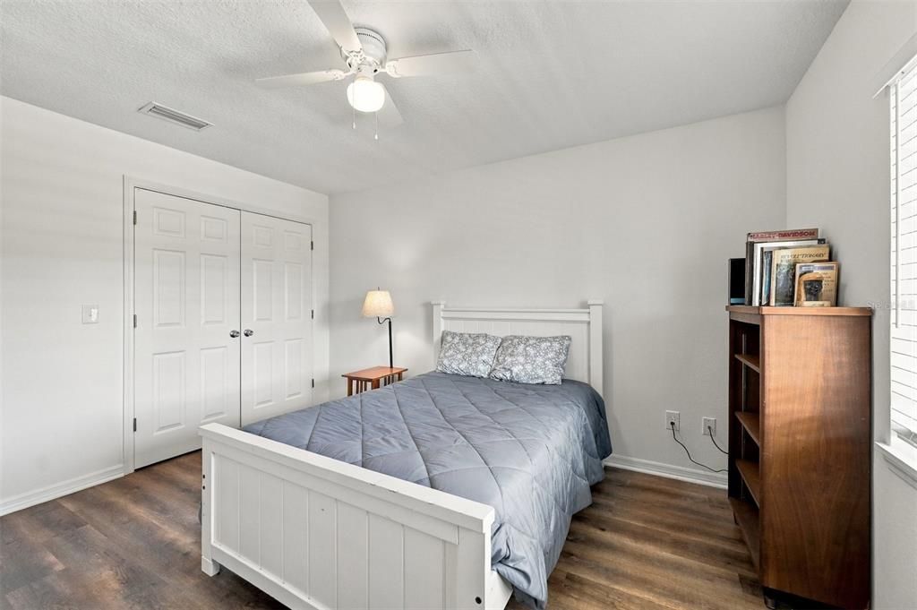 For Sale: $399,000 (3 beds, 2 baths, 1656 Square Feet)