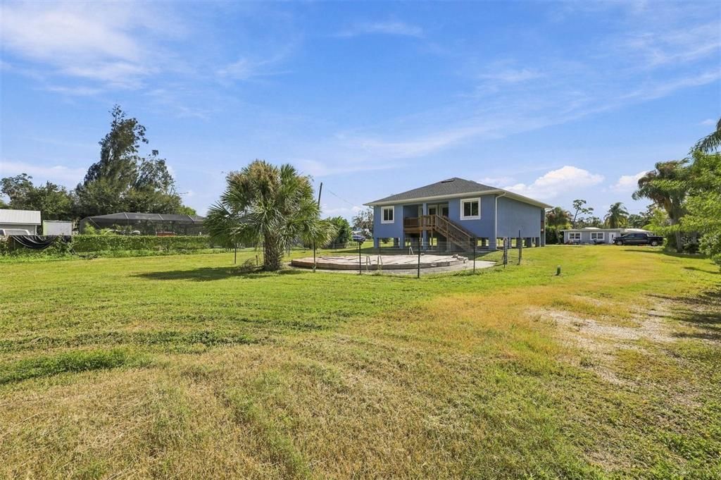 For Sale: $399,000 (3 beds, 2 baths, 1656 Square Feet)