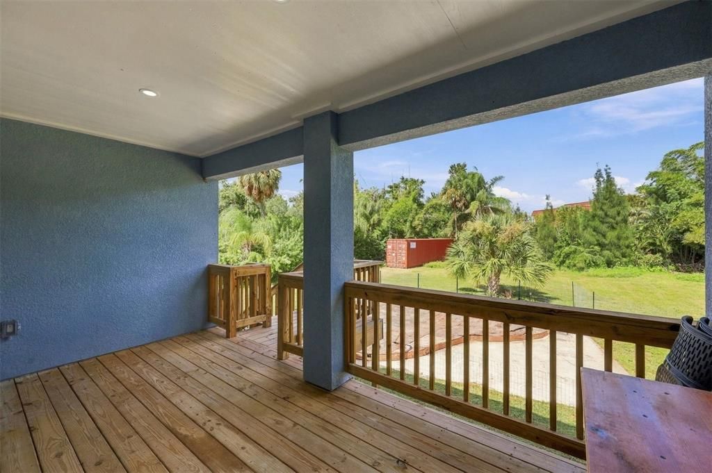 For Sale: $399,000 (3 beds, 2 baths, 1656 Square Feet)