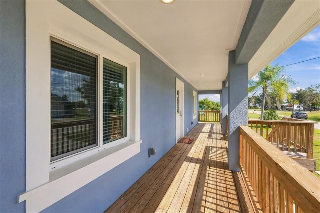 For Sale: $399,000 (3 beds, 2 baths, 1656 Square Feet)