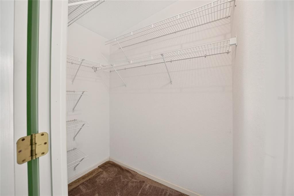 На продажу: $267,000 (3 спален, 2 ванн, 1716 Квадратных фут)