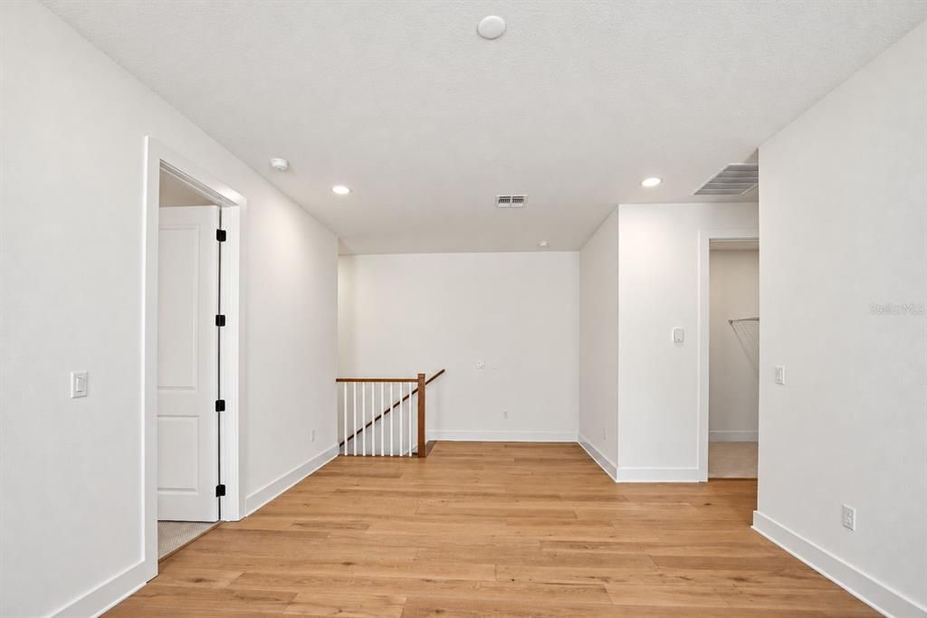 For Sale: $829,000 (3 beds, 2 baths, 2172 Square Feet)