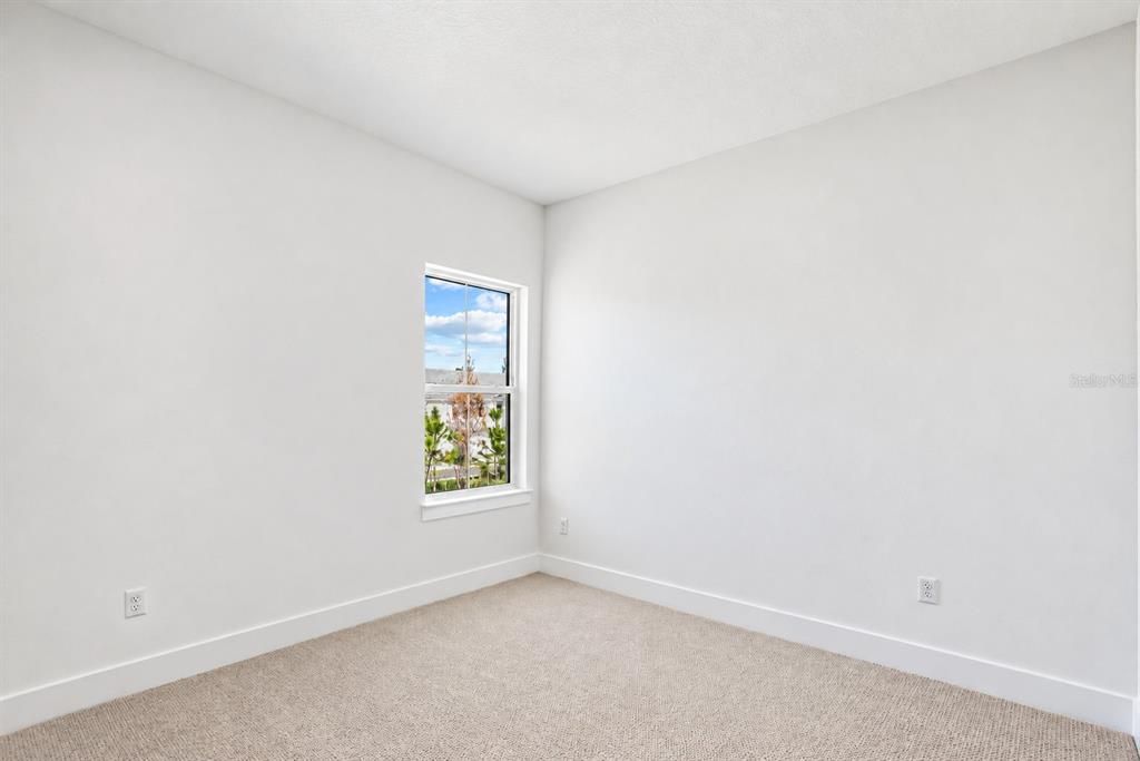 For Sale: $829,000 (3 beds, 2 baths, 2172 Square Feet)