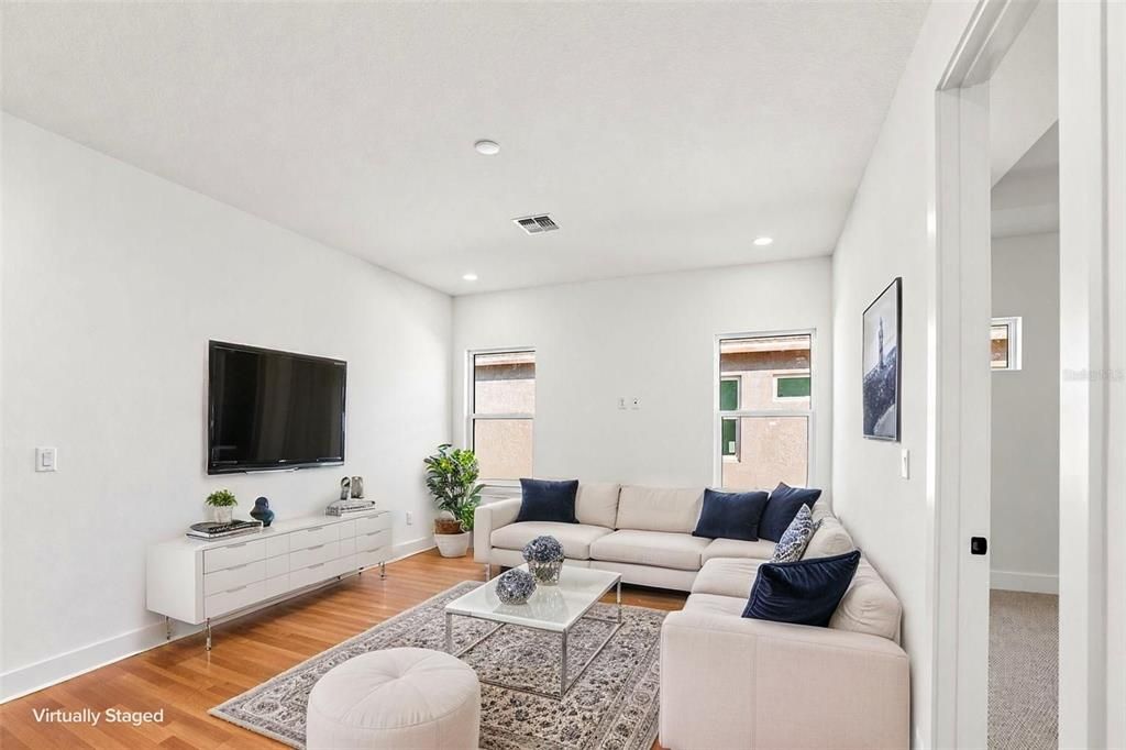 For Sale: $829,000 (3 beds, 2 baths, 2172 Square Feet)