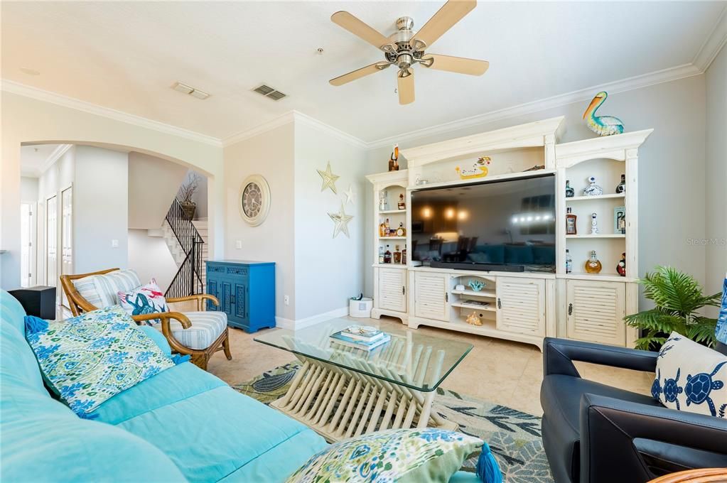 For Sale: $1,099,000 (3 beds, 3 baths, 2873 Square Feet)