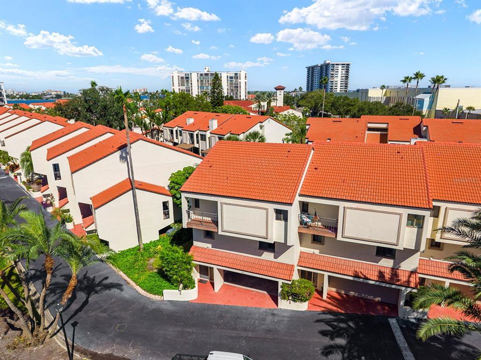 For Sale: $499,900 (2 beds, 2 baths, 1728 Square Feet)