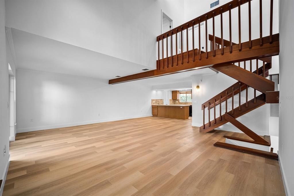 For Sale: $499,900 (2 beds, 2 baths, 1728 Square Feet)