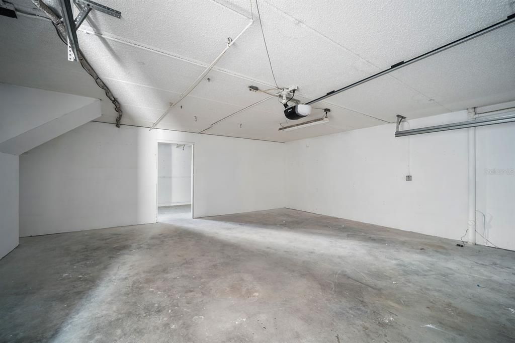For Sale: $499,900 (2 beds, 2 baths, 1728 Square Feet)