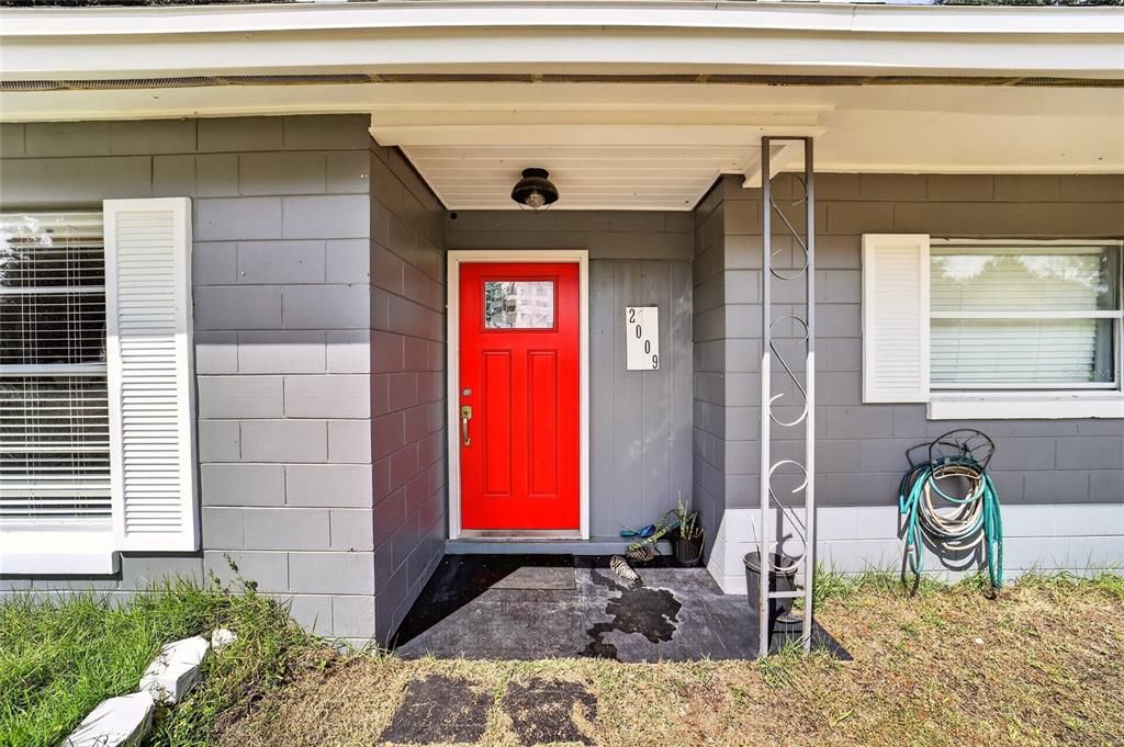 For Sale: $272,000 (3 beds, 2 baths, 1412 Square Feet)