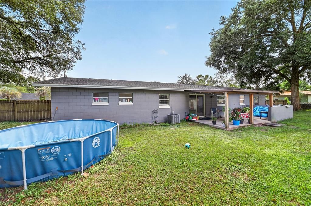 For Sale: $272,000 (3 beds, 2 baths, 1412 Square Feet)