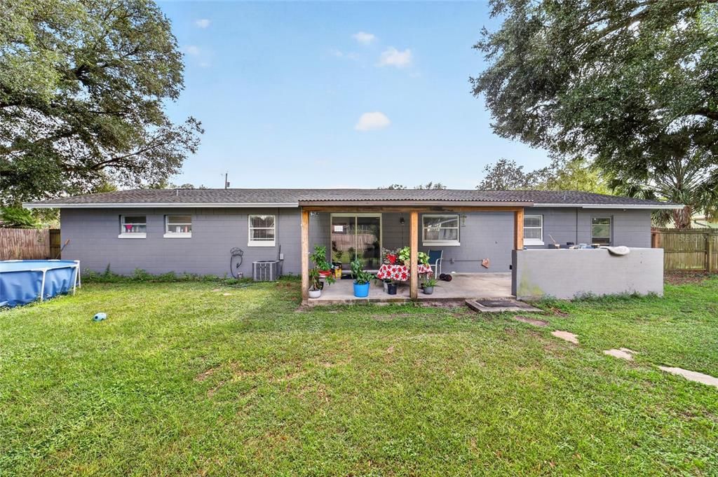 For Sale: $272,000 (3 beds, 2 baths, 1412 Square Feet)