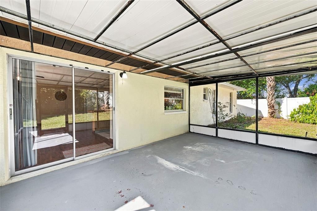 For Sale: $400,000 (3 beds, 2 baths, 1391 Square Feet)