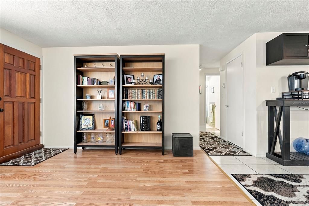 For Sale: $270,000 (3 beds, 2 baths, 1508 Square Feet)