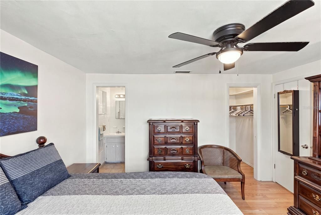 For Sale: $270,000 (3 beds, 2 baths, 1508 Square Feet)