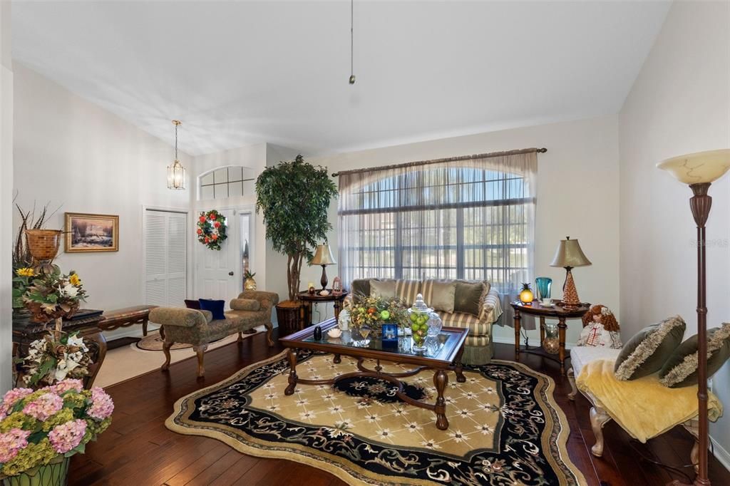 На продажу: $379,000 (3 спален, 2 ванн, 1965 Квадратных фут)