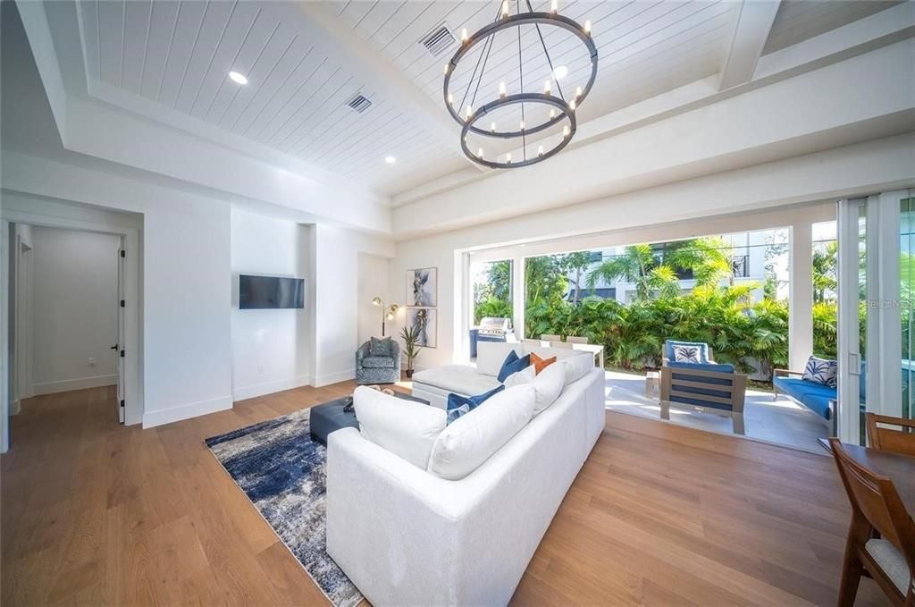 En Venta: $2,190,000 (5 camas, 5 baños, 3356 Pies cuadrados)
