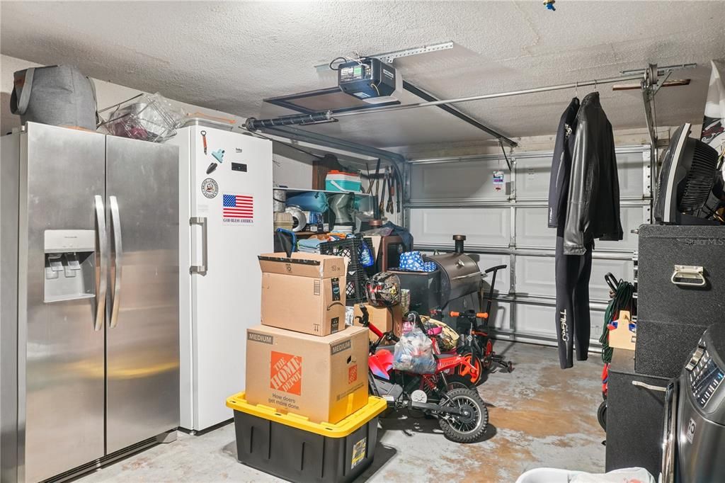 На продажу: $309,900 (4 спален, 2 ванн, 1550 Квадратных фут)