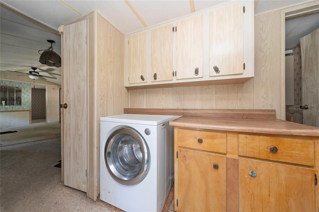 На продажу: $140,000 (2 спален, 1 ванн, 728 Квадратных фут)