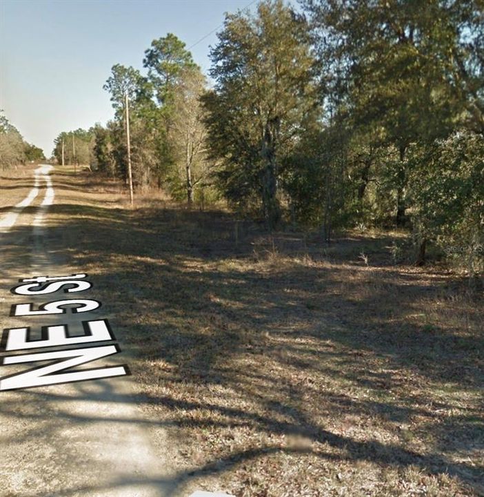 На продажу: $27,000 (0.45 acres)