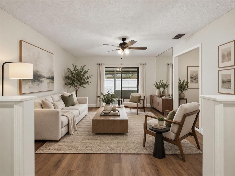 For Sale: $158,000 (1 beds, 1 baths, 923 Square Feet)